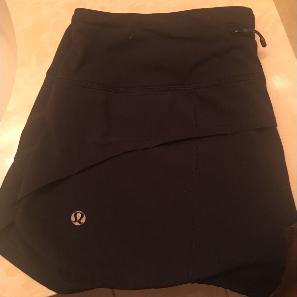Black Lulu Shorts