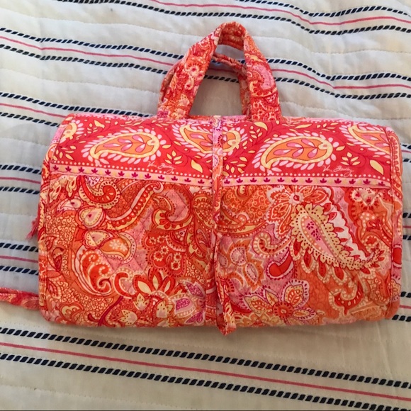 65 off Vera Bradley Handbags 🆕 Vera Bradley Fold Up/Hanging Toiletry
