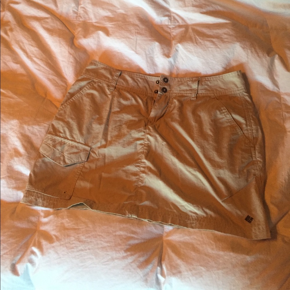 Colombia tan skort