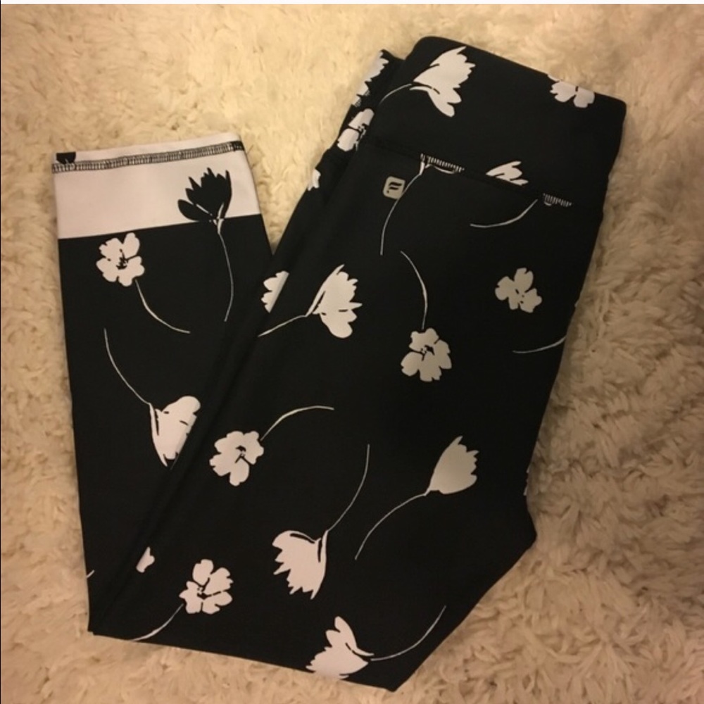 Fabletics Floral Print Capri Leggings