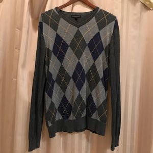 Banana republic V-neck argyle sweater