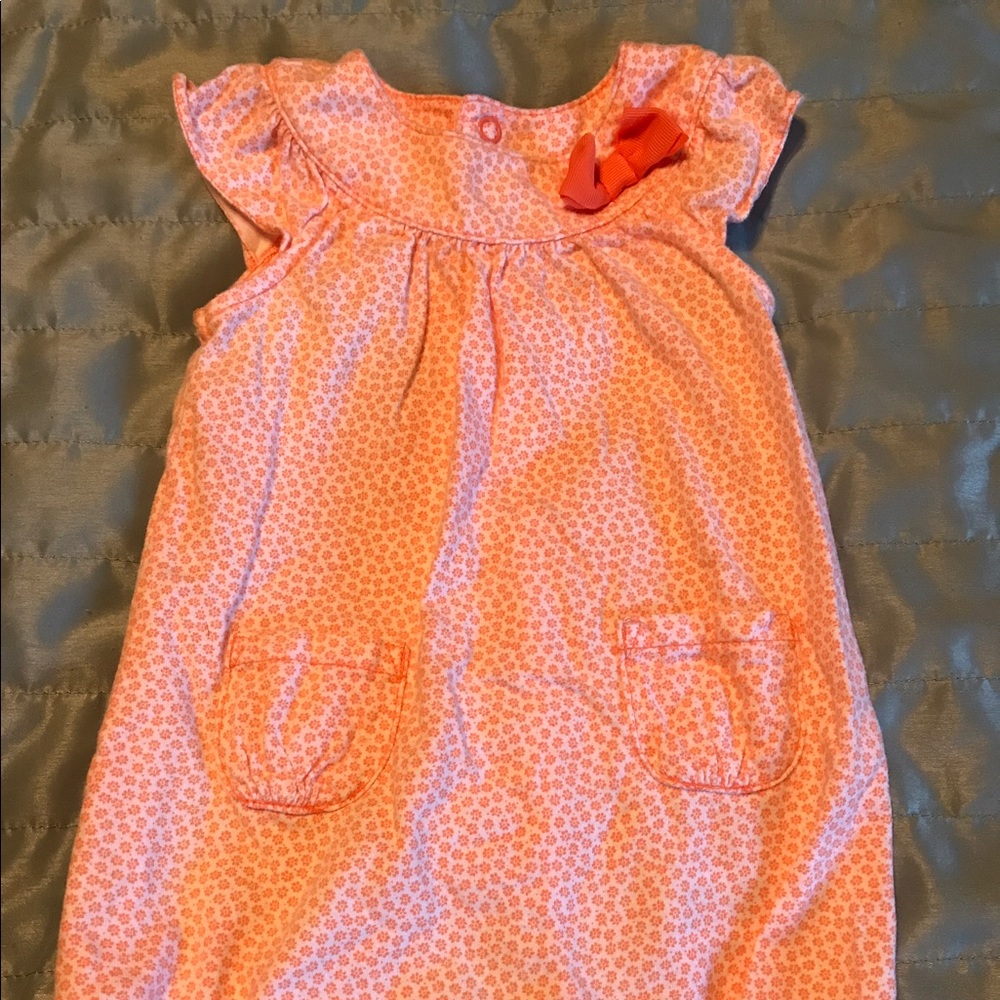 Carter's romper in coral ☀️ size 6 months