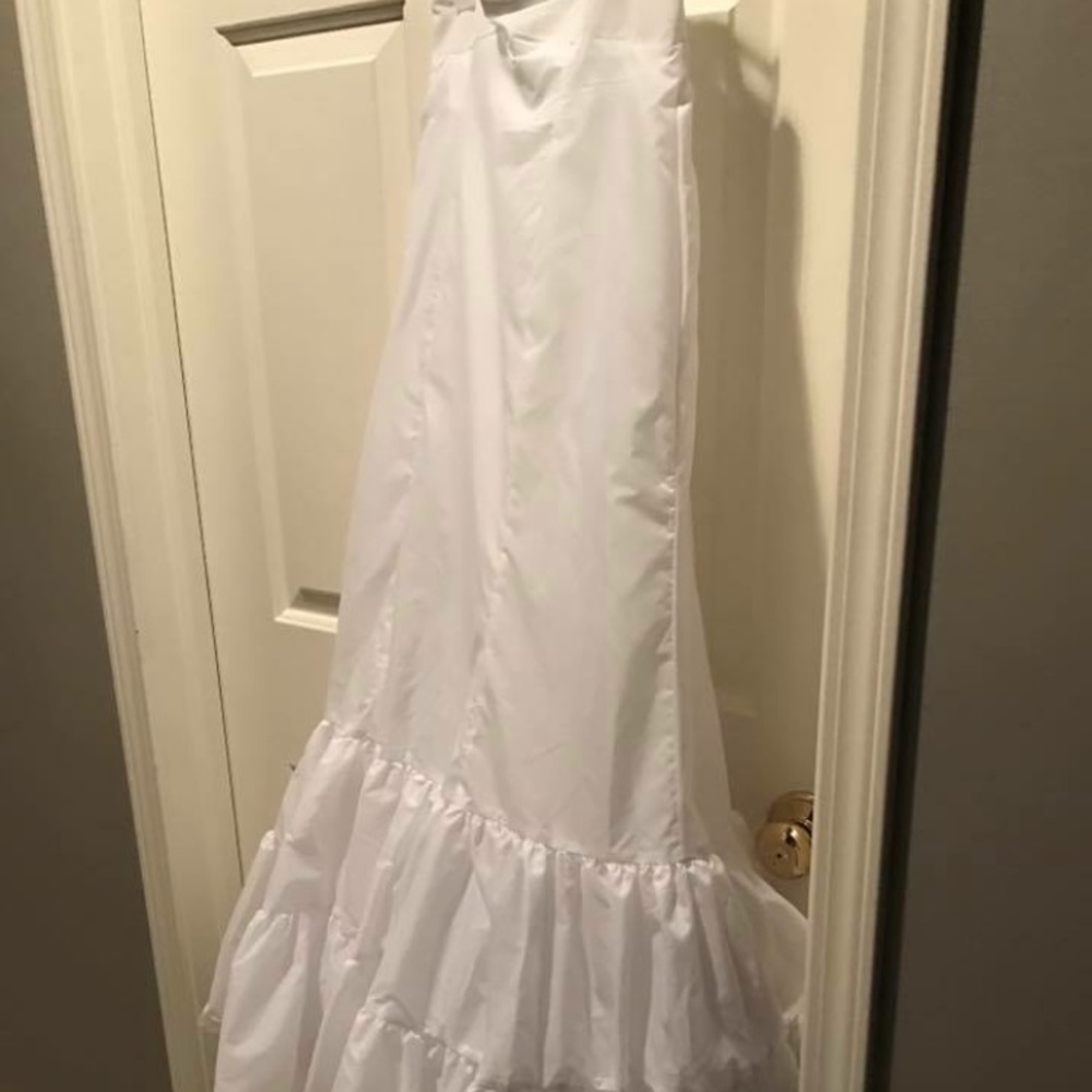 Bridal slip- size 4