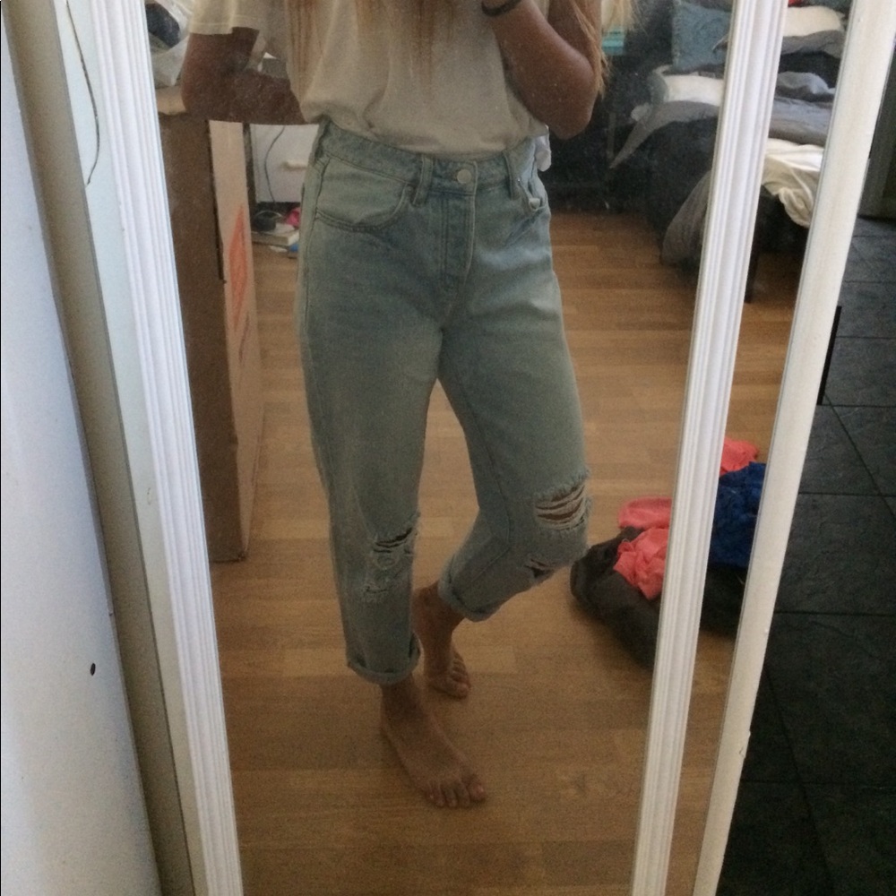 High waist mom jeans