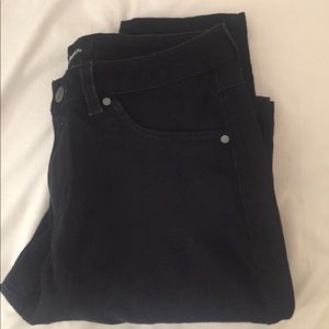 black skinny jeggings