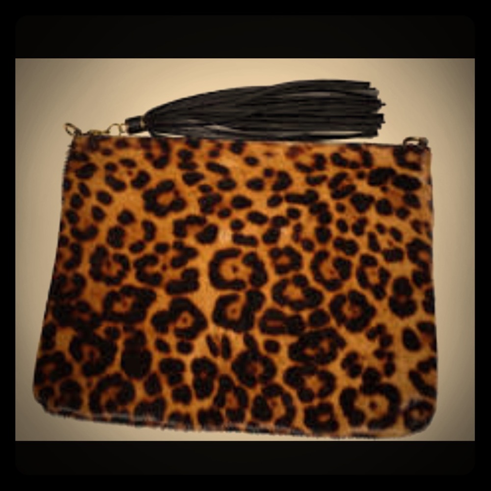 Wristlet Clutch 👛