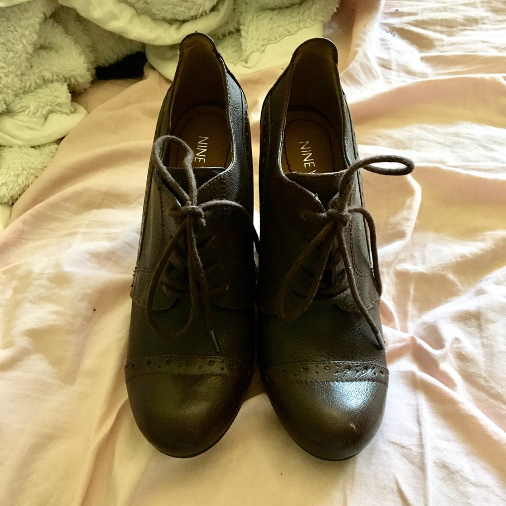 Nine West Oxford Heels