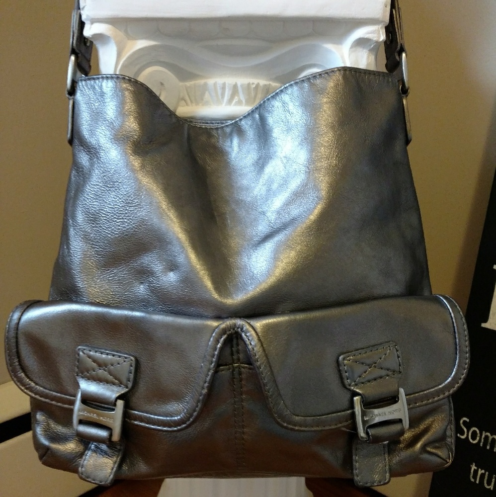Authentic Micheal Kors Shoulder Bag