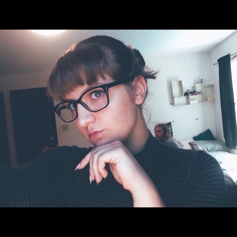 Meet your Posher, Jenna