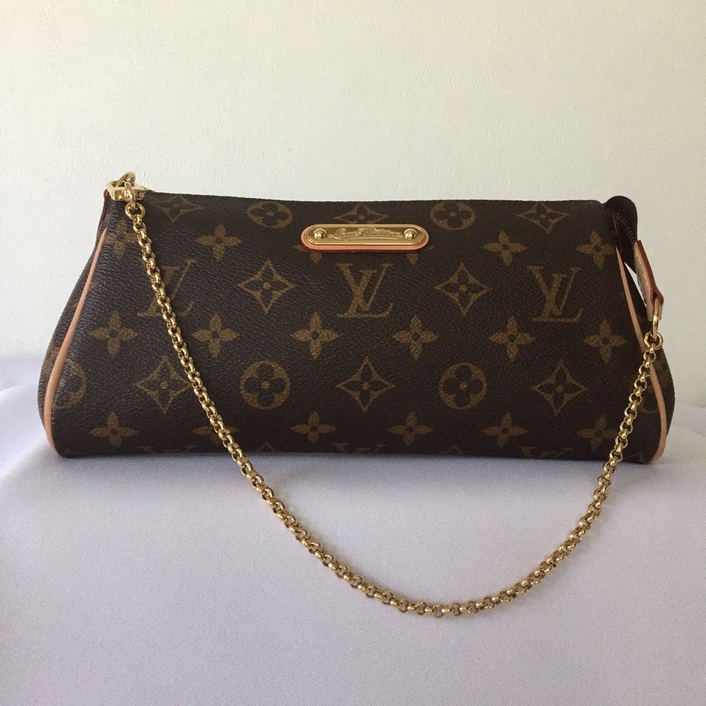 Louis Vuitton Eva Monogram Clutch - Authentic