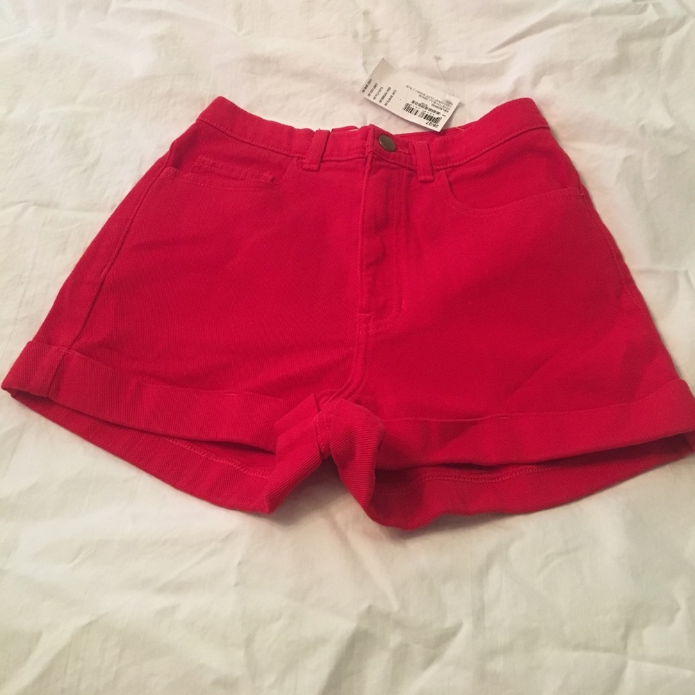 red american apparel shorts