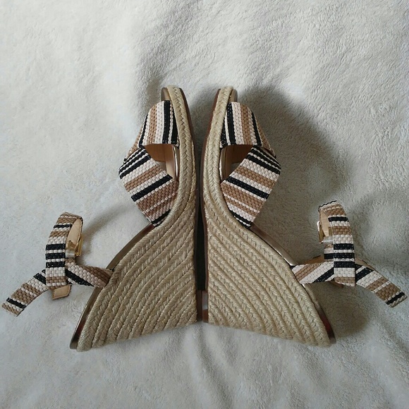 Cole Haan sandals - Picture 3 of 8