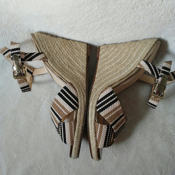 Cole Haan sandals - Picture 4 of 8