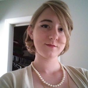 Meet your Posher, Valerie