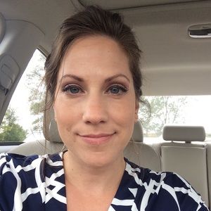 Meet your Posher, Stacy