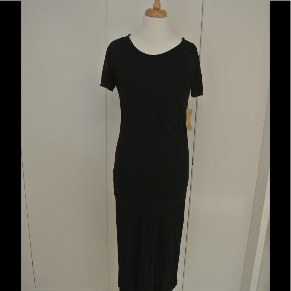 Black tee-shirt maxi (NWT)