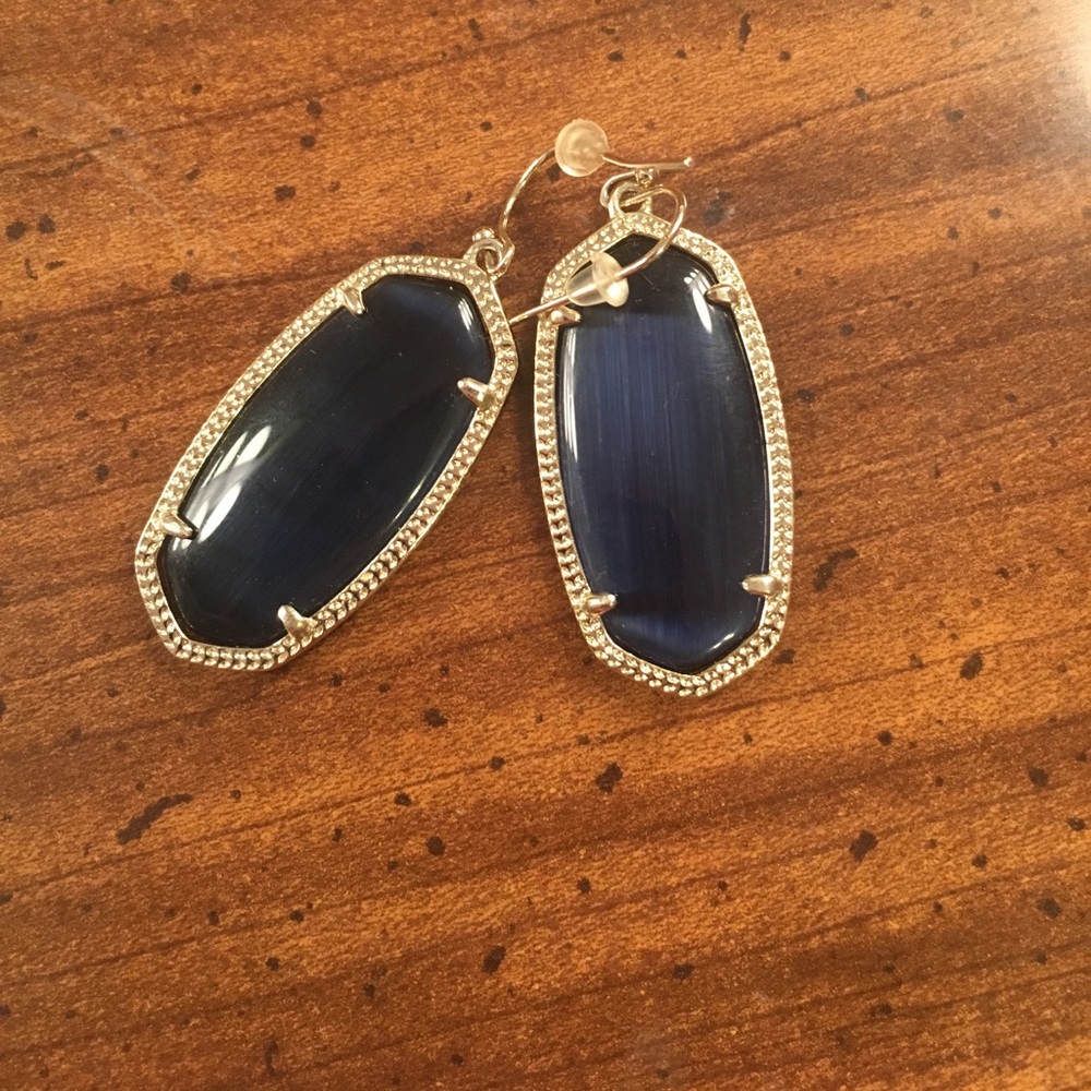 Kendra Scott Signature Elle Earring