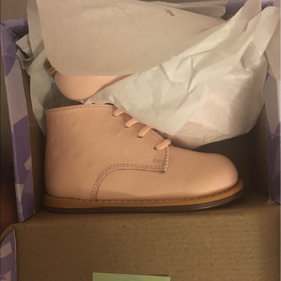 🚫SOLD🚫Toddler's walking shoes - Picture 2 of 2