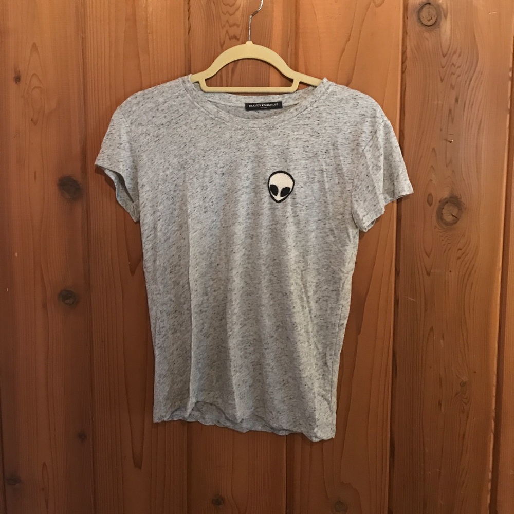 Brandy Melville tee, grey, with alien head