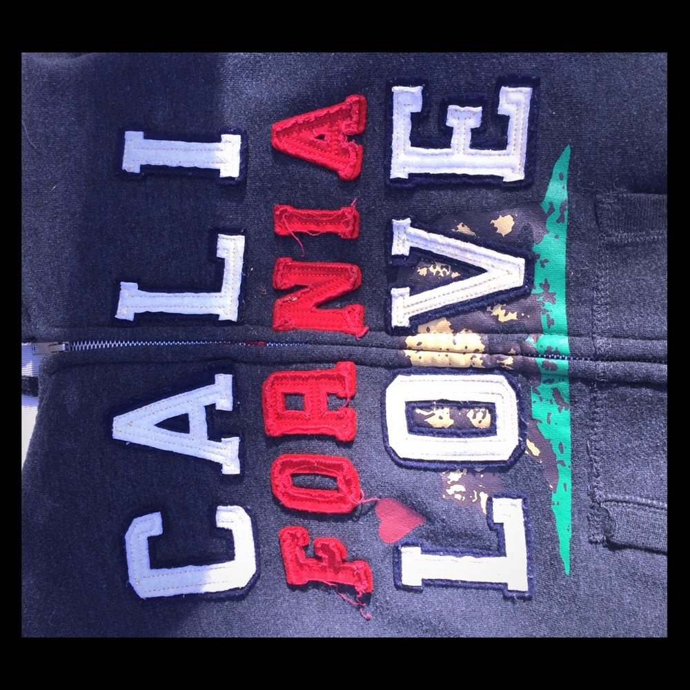 Large in Juniors California zip up sweater