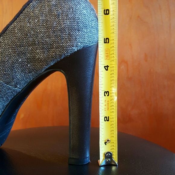 Christian Siriano for Payless Peep Toe Heels - Picture 6 of 6