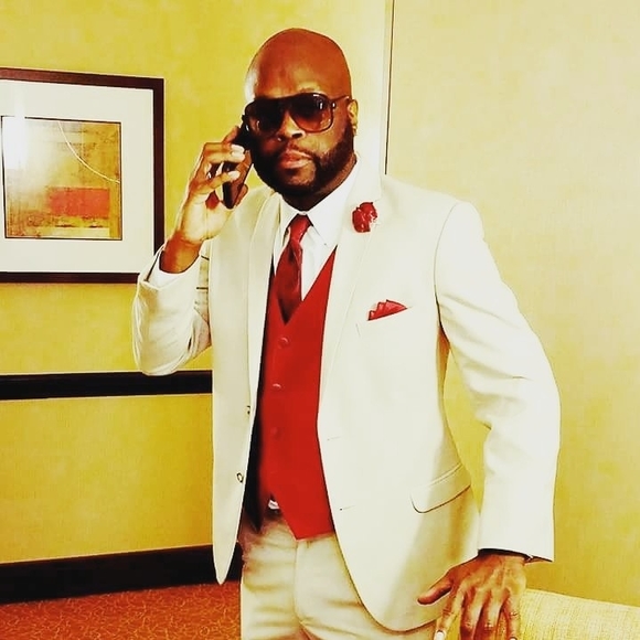 Meet your Posher, Patrick - Picture 1 of 1