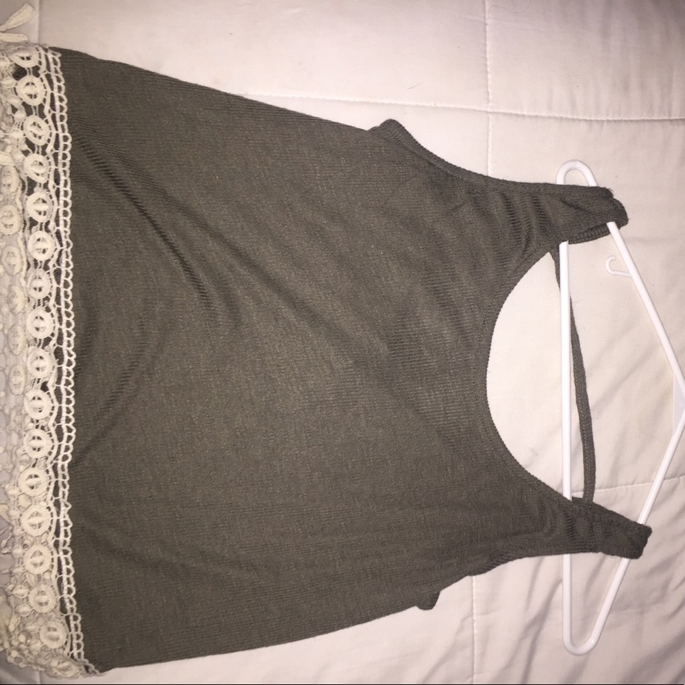 DARK GREEN CROP TANK TOP