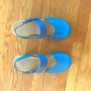 Dansko Thea Sandal Clogs, Amazing Color, Like New