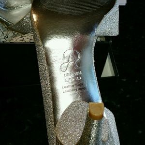Adrianna Papell Heels