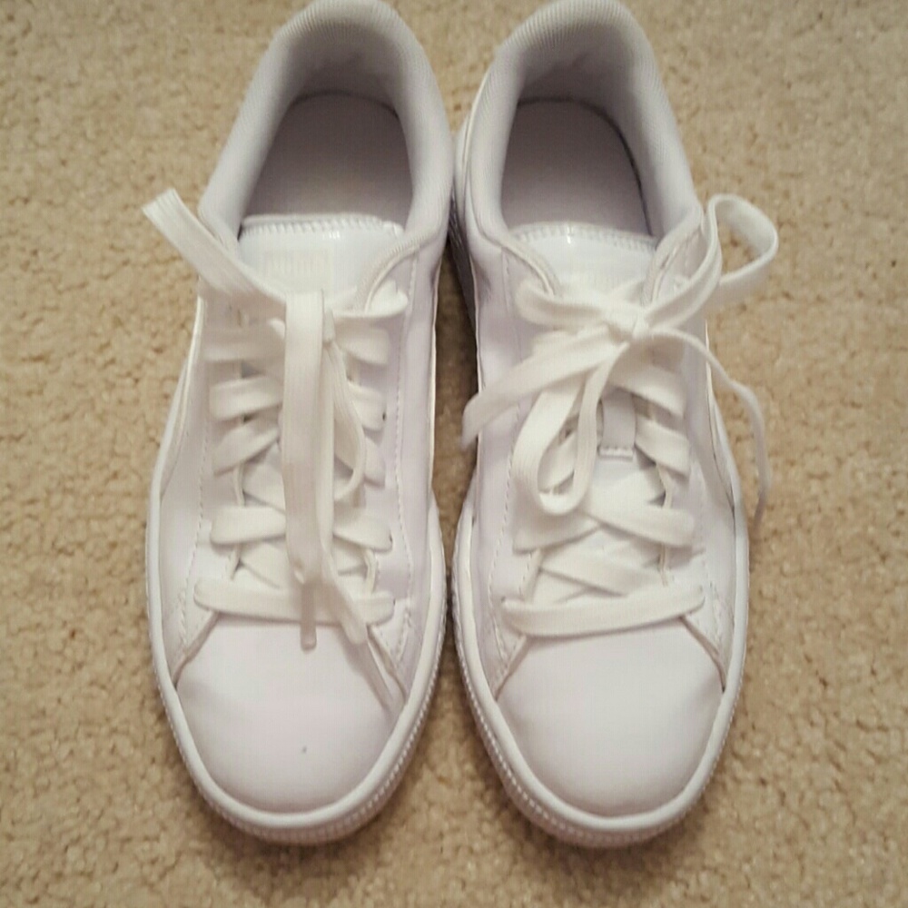 Puma white shoes for girl