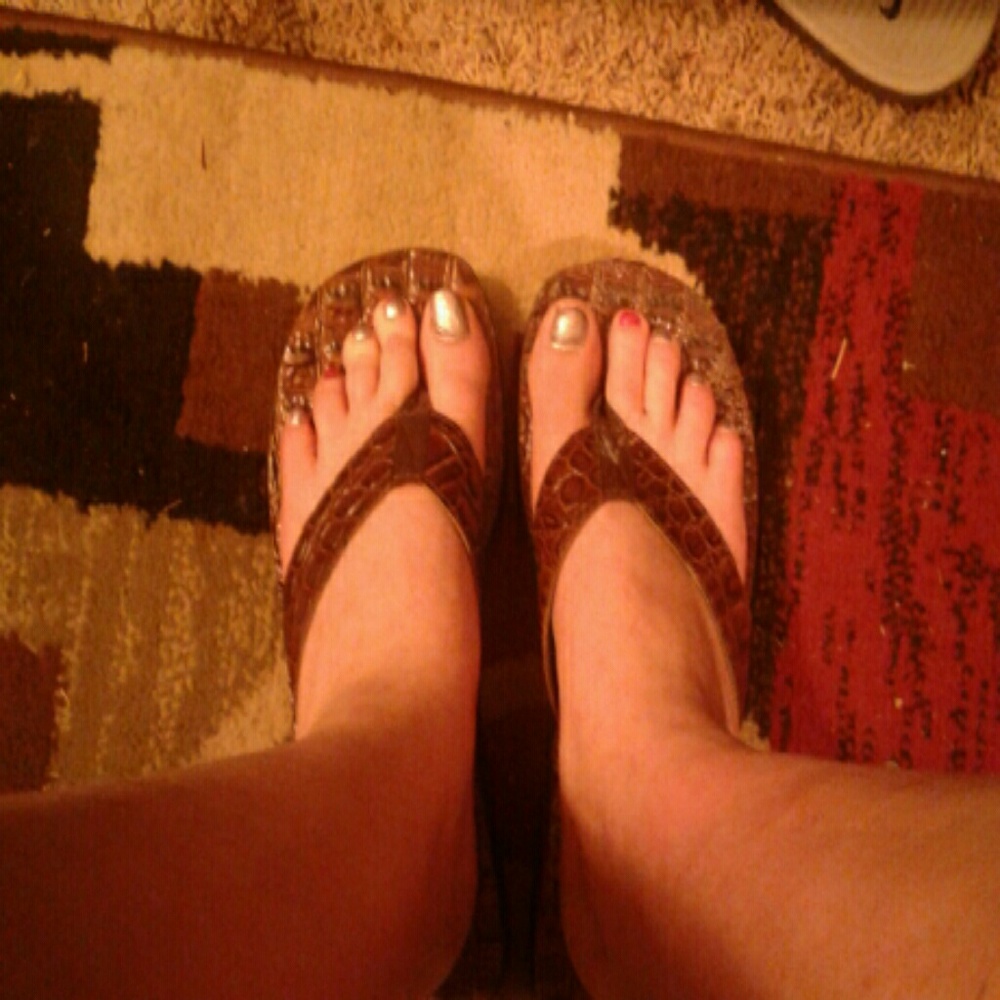 Flip flops