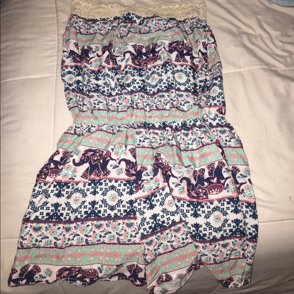 ELEPHANT STRAPLESS ROMPER