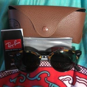 RayBan Clubround Sunglasses 🕶