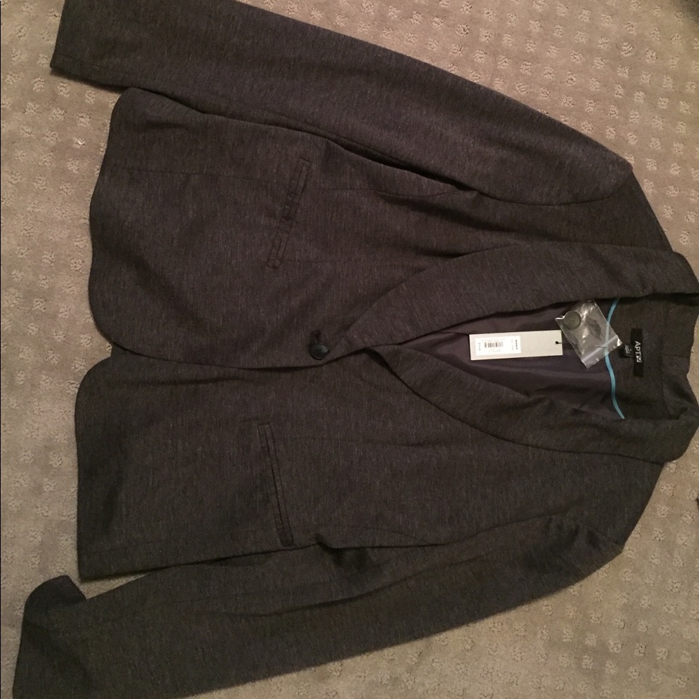 Apt 9 blazer