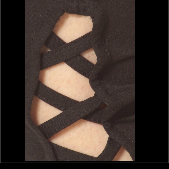 💕Host pick! 💕So Soft Crop lace up detail legging - Picture 4 of 4