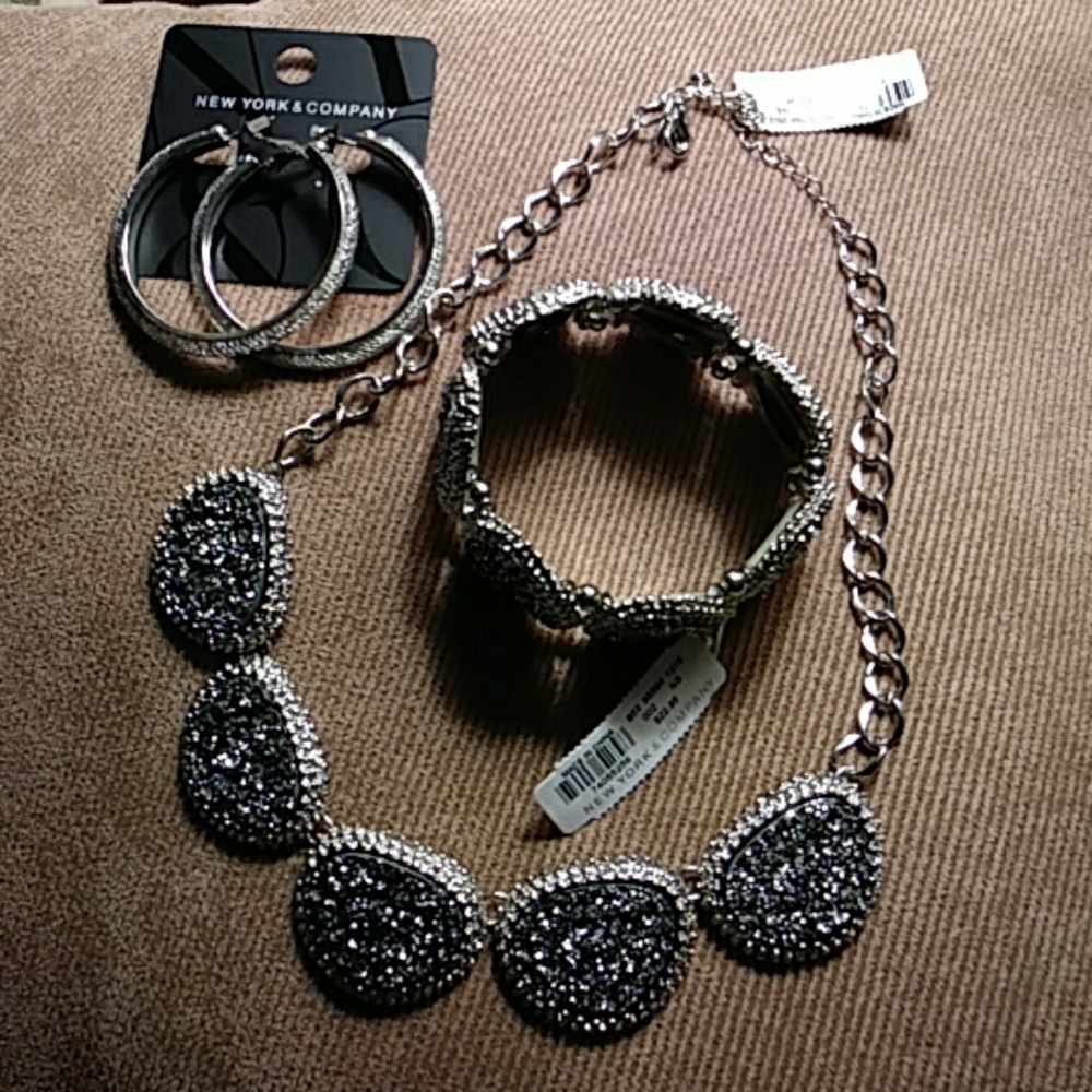 Earrings- Bracelet- Necklace Set