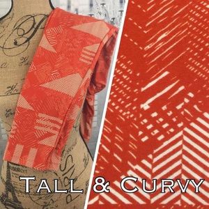 LuLaRoe Tall & Curvy Leggings