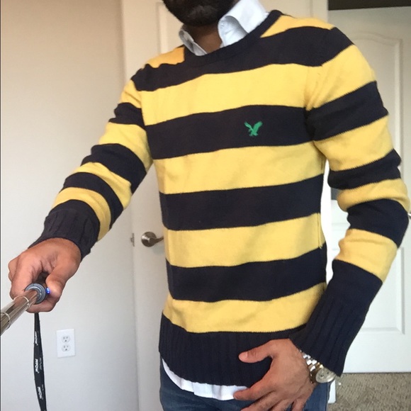 American Eagle Sweater - Picture 2 of 3