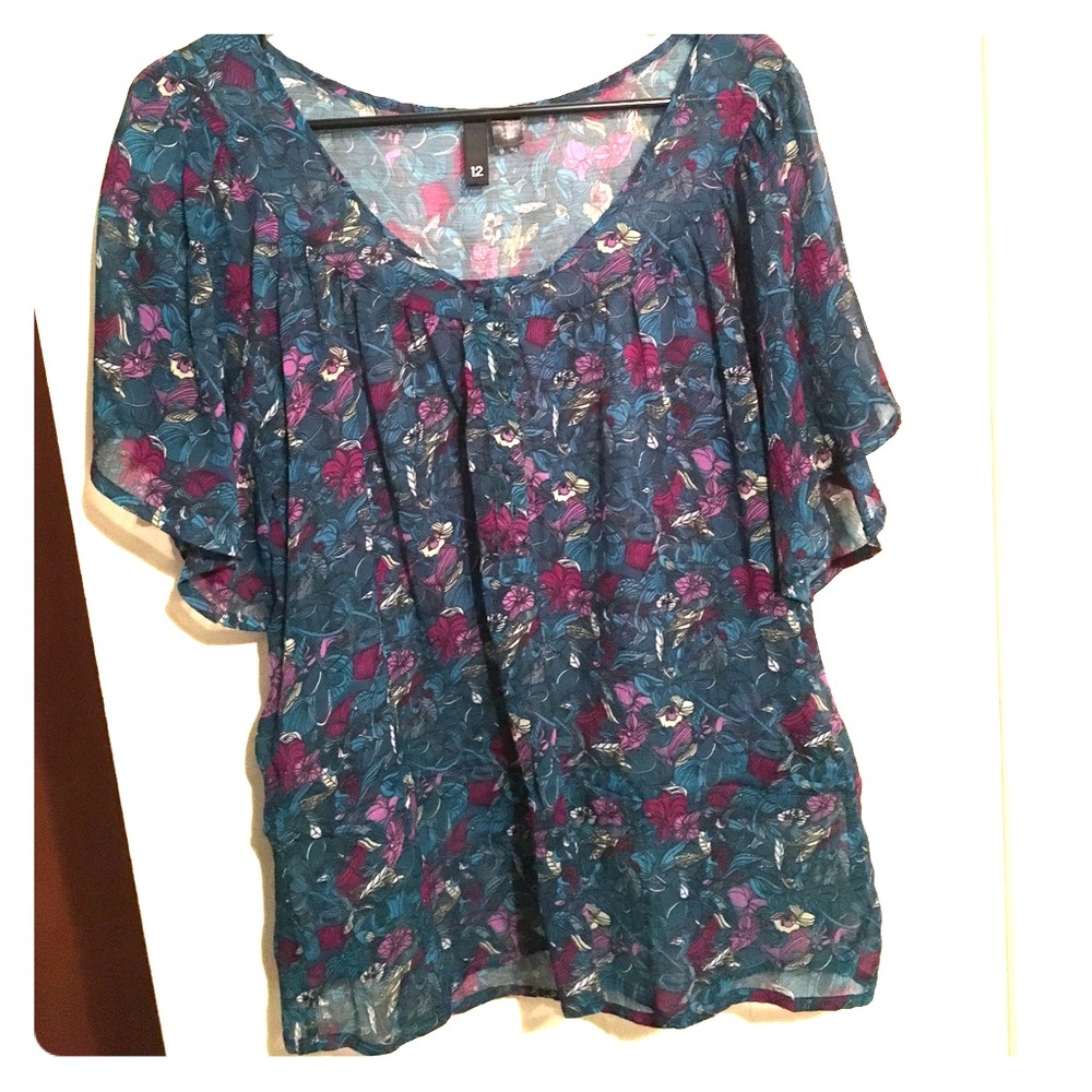 Green floral blouse