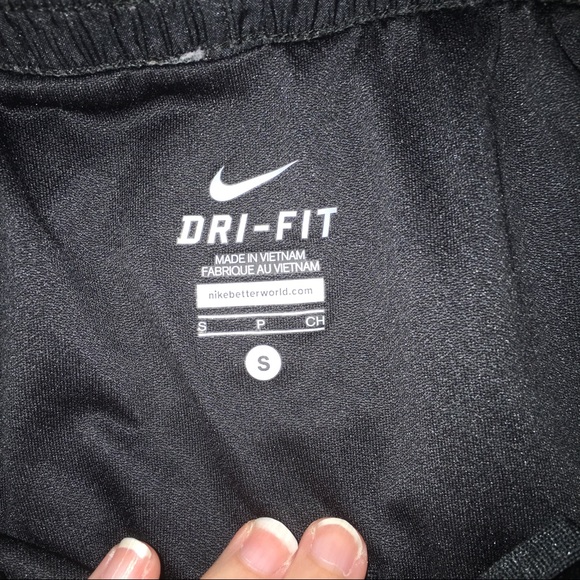 Nike Shorts - Picture 3 of 3