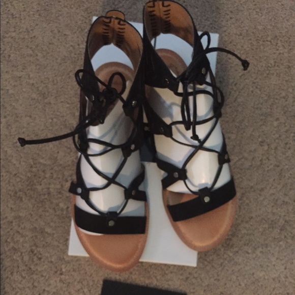 Dolce Vita Shoes - Dolce vita "Juno" sandals