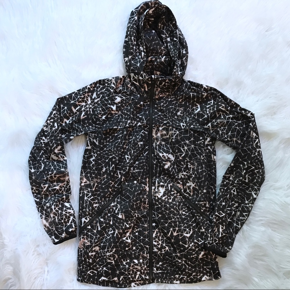 Lululemon Running Windbreaker Miss Misty Jacket 4