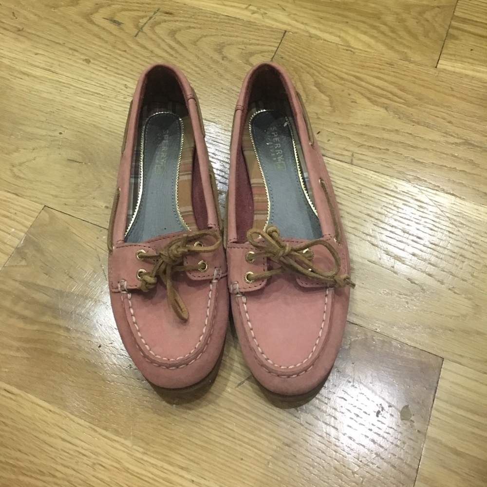 Pink Sperrys, perfect for summer!