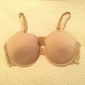 NWOT Motherhood Maternity Nursing Bra with clasp