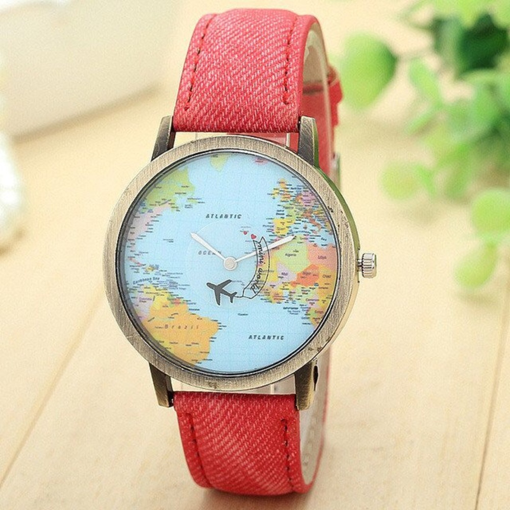 Red Travelers World Map Watch NWT ⌚️