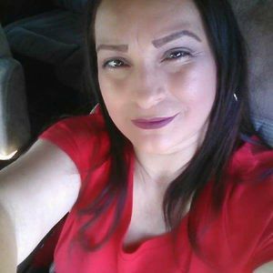 Meet your Posher, Yolanda