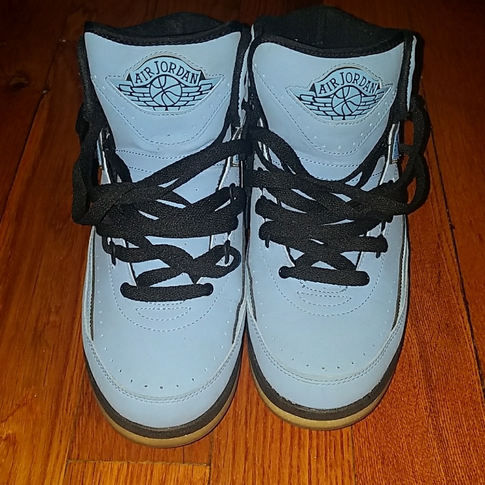 jordan 2's (carolina blue)
