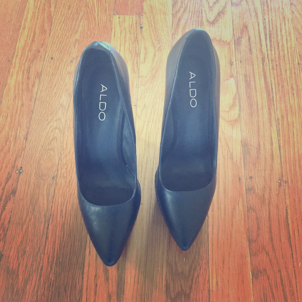 ALDO Leather & Suede High platform Wedge