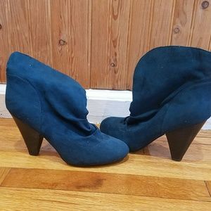 Guess Booties