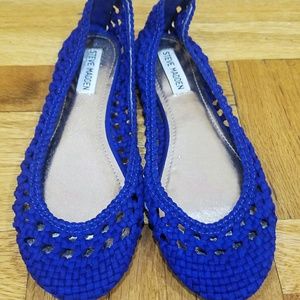 Steve Madden blue knitted flats